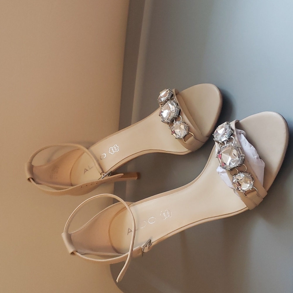 Aldo Sandals